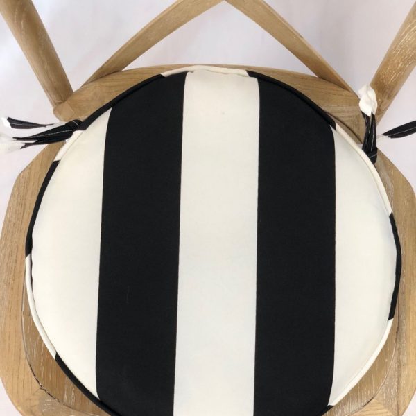 Round chair cushion